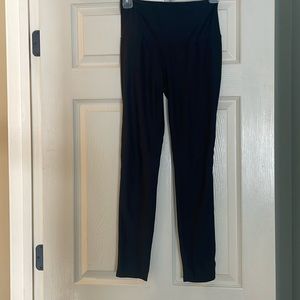 Reebok XS Solid Black Leggings